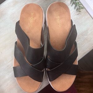 Vionic Black Crisscross Slide Sandals